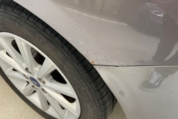 ruskea (beige) Ford Focus 2015 kuva 11.