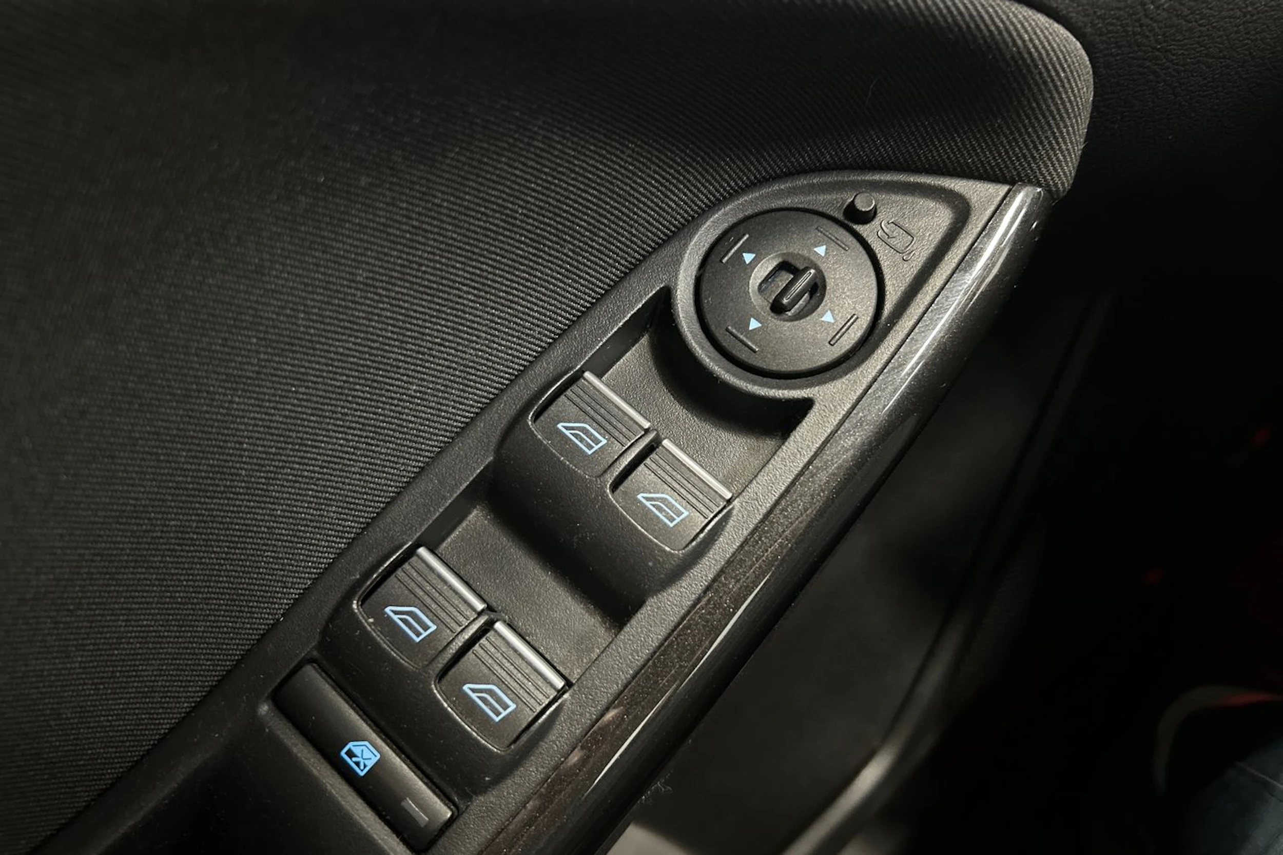 harmaa Ford Focus 2015 kuva 13.