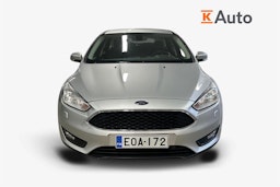 harmaa Ford Focus 2015 kuva 5.