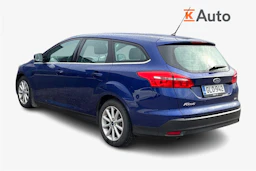 sininen Ford Focus 2015 kuva 2.