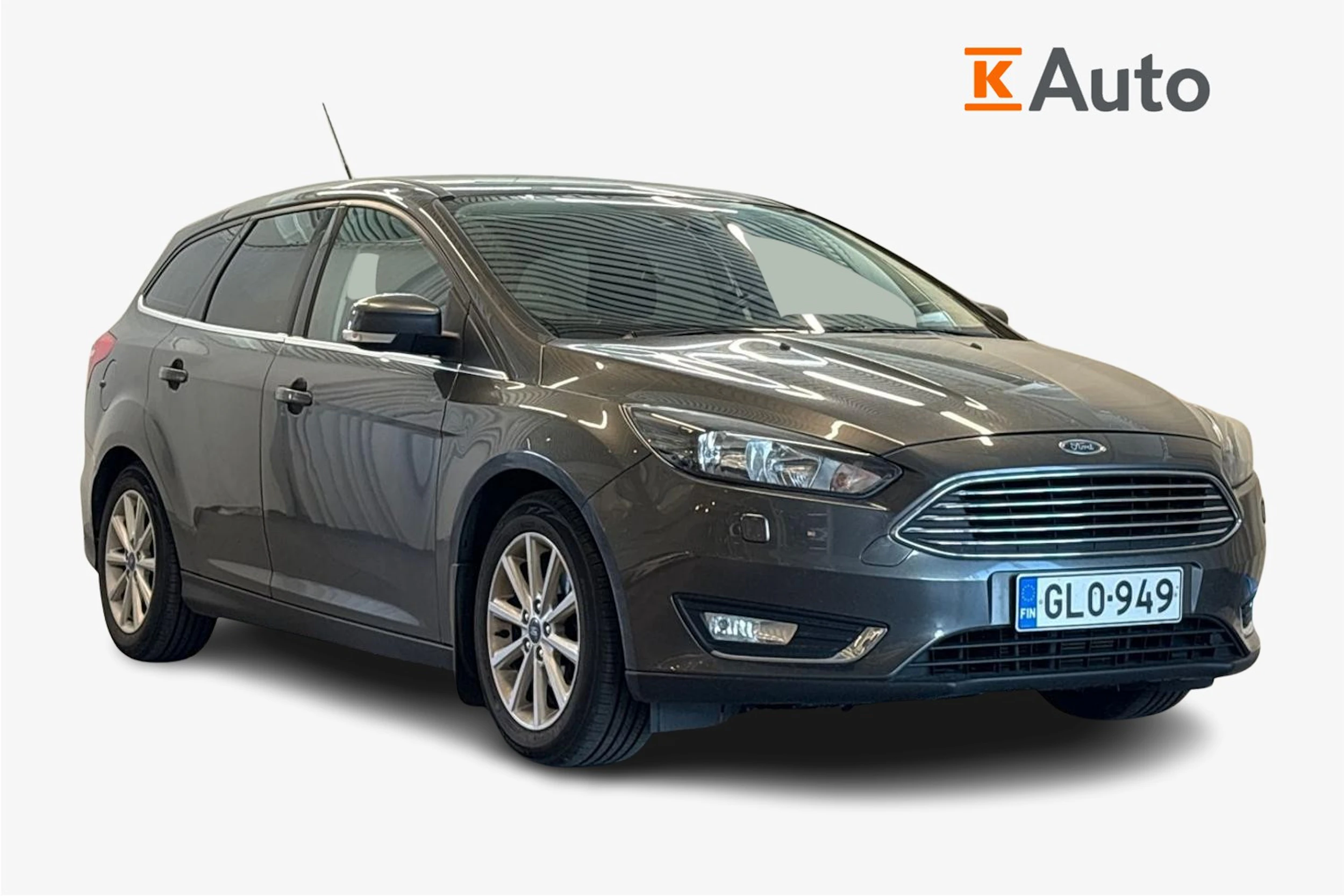 harmaa Ford Focus 2015 kuva 1.
