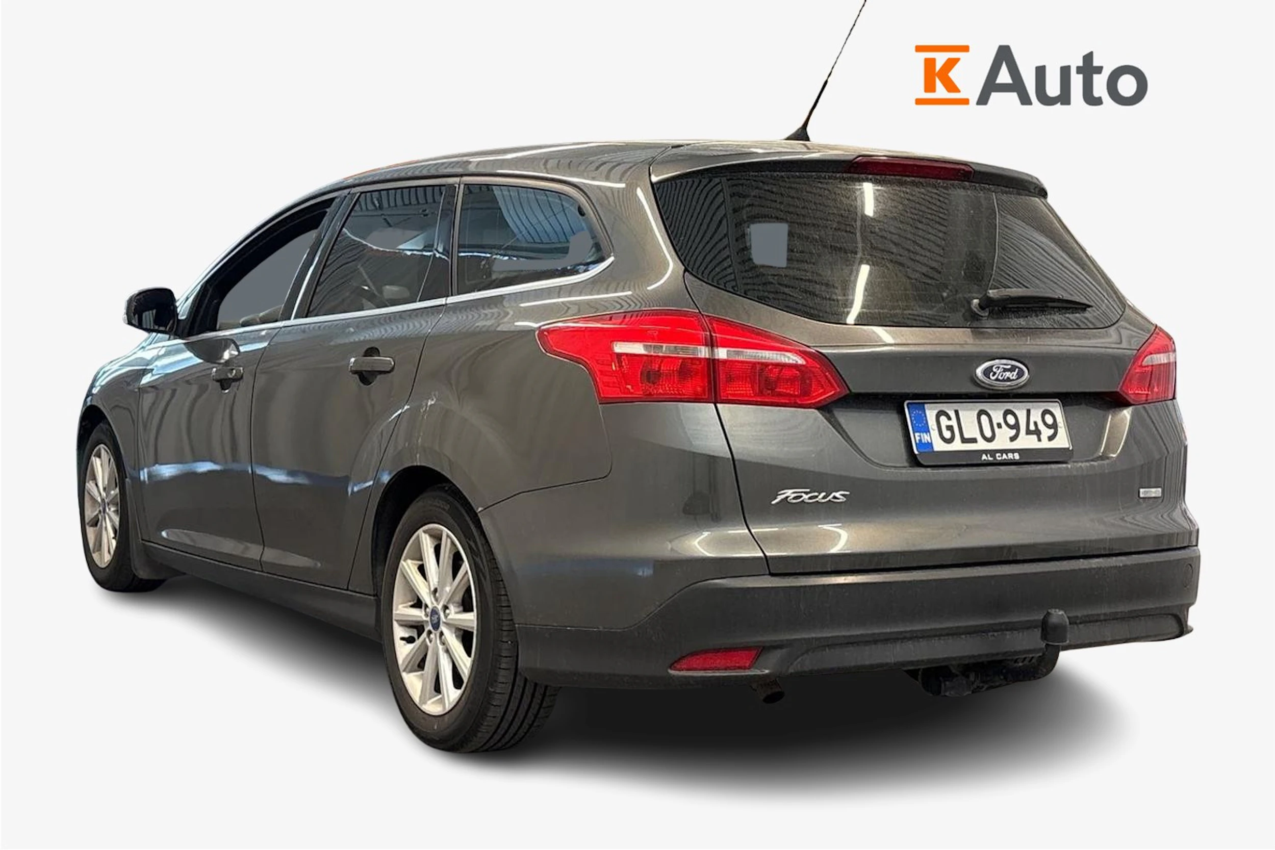 harmaa Ford Focus 2015 kuva 2.