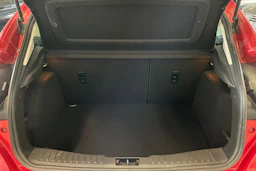 punainen Ford Focus 2015 kuva 23.