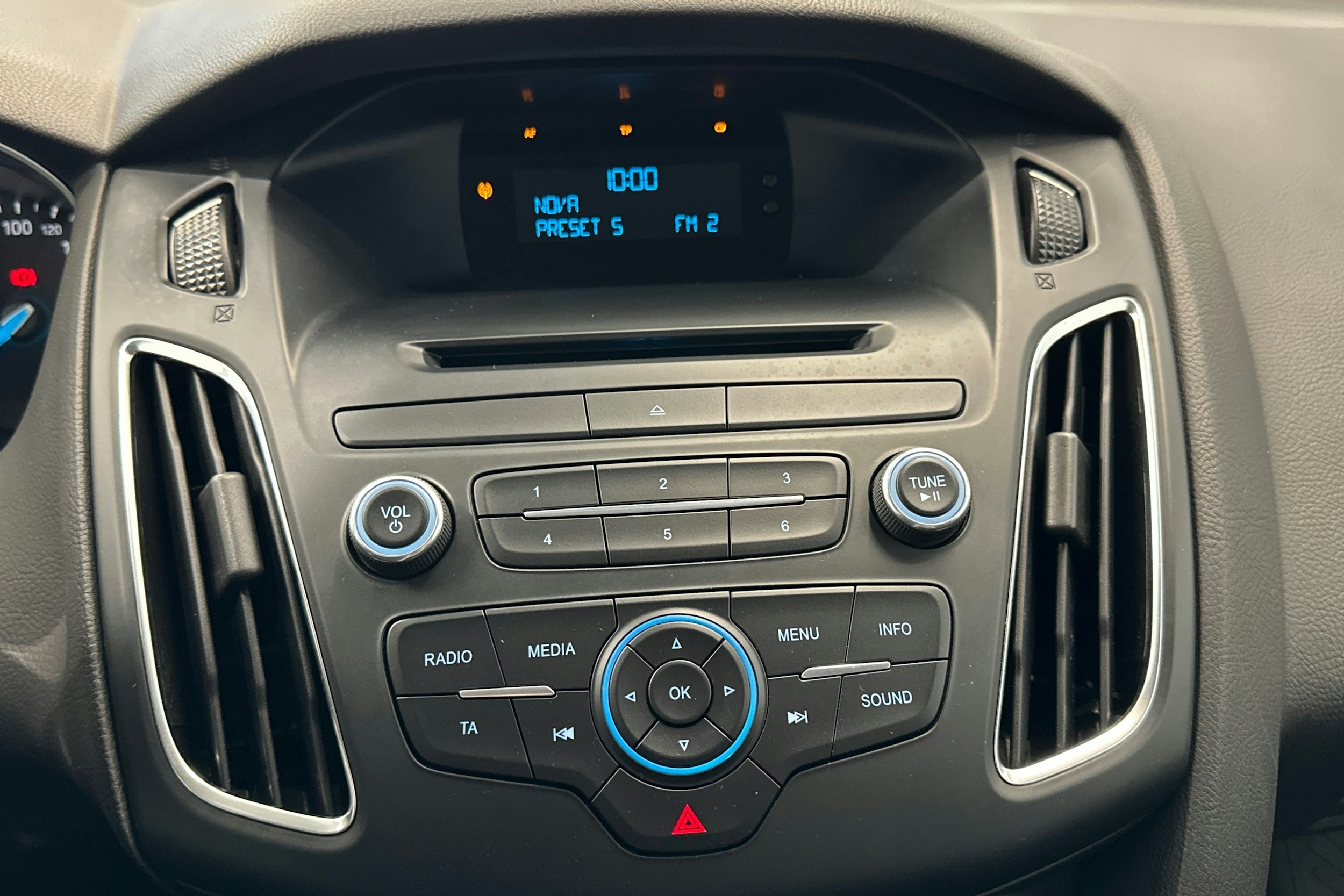 hopea Ford Focus 2015 kuva 21.
