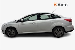 harmaa Ford Focus 2015 kuva 6.