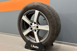 harmaa Ford Focus 2015 kuva 13.