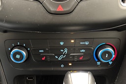 harmaa Ford Focus 2015 kuva 20.