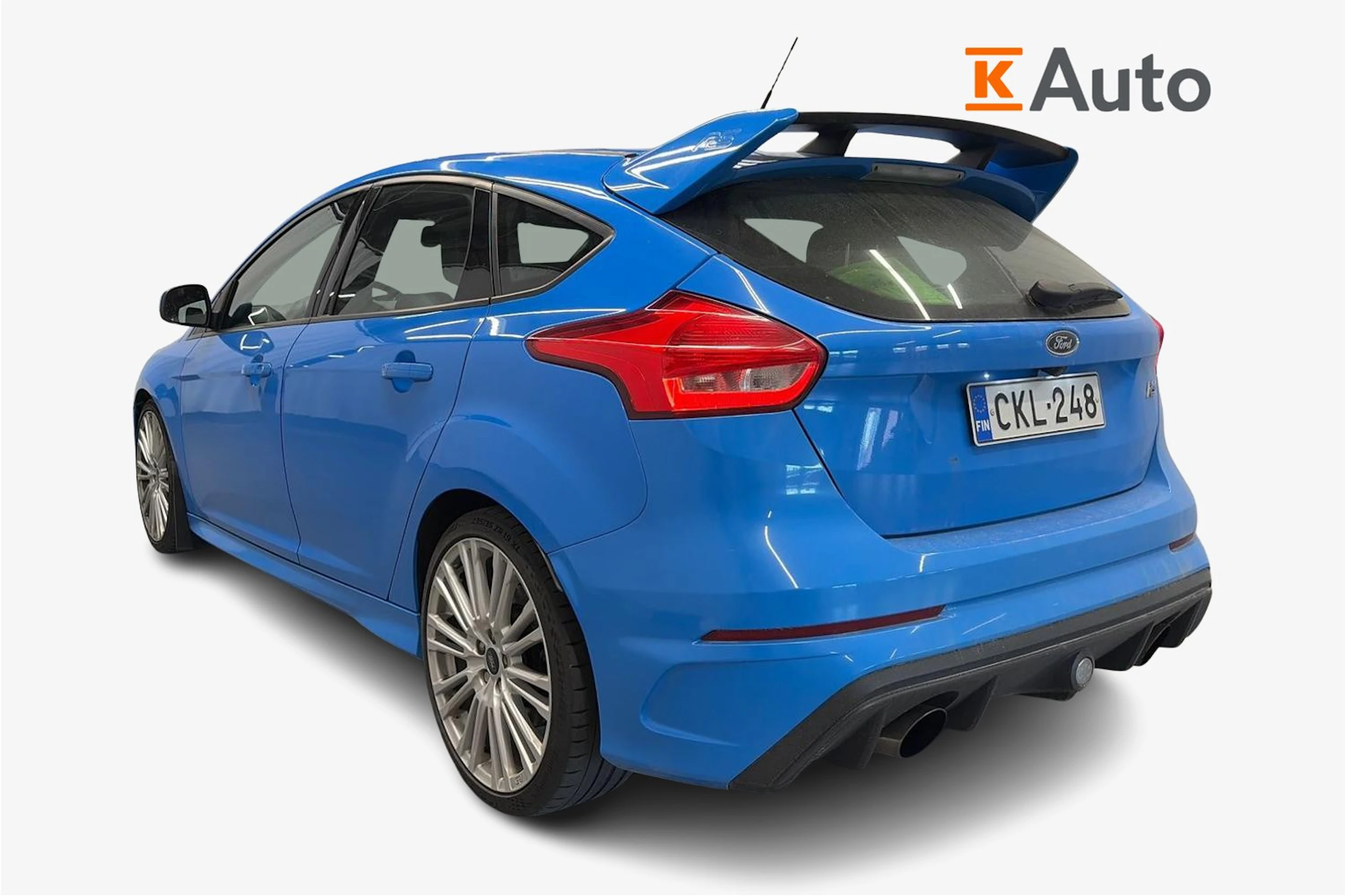 sininen Ford Focus 2016 kuva 2.