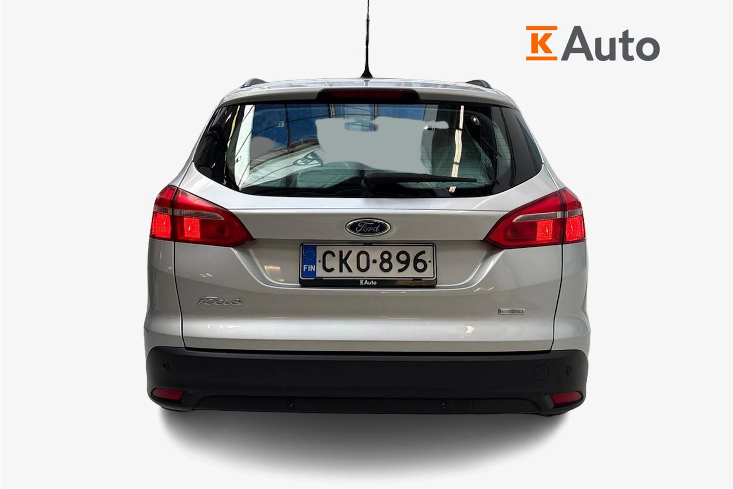 Harmaa Ford FOCUS 2016 kuva 3.