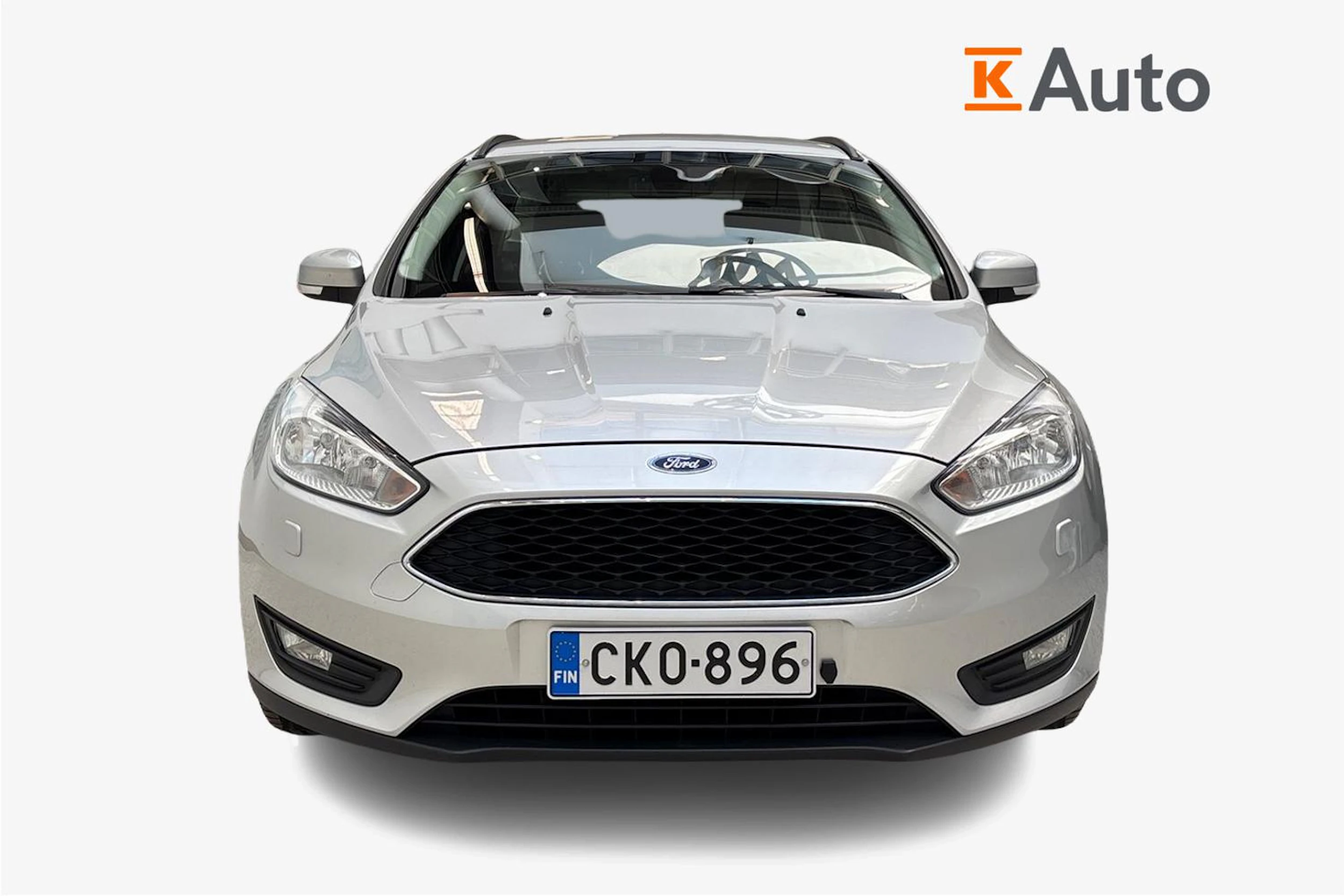 Harmaa Ford FOCUS 2016 kuva 4.