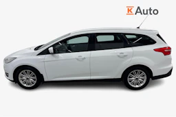 valkoinen Ford Focus 2016 kuva 7.