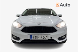 Valkoinen Ford FOCUS 2016 kuva 5.