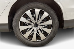 Valkoinen Ford FOCUS 2016 kuva 11.