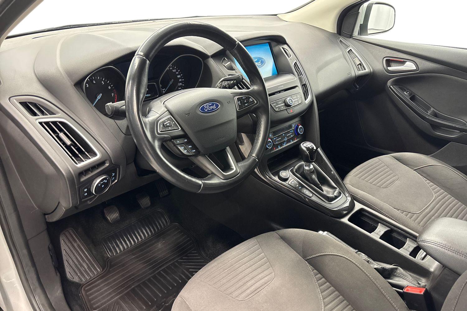 Ford Focus 2016, kuva 6/22