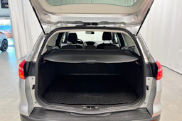 harmaa Ford Focus 2016 kuva 21.
