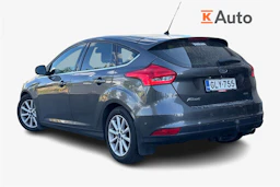 harmaa Ford Focus 2016 kuva 2.