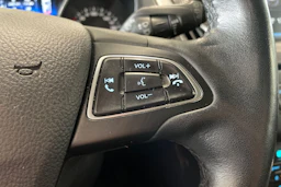 harmaa Ford Focus 2016 kuva 15.