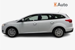 valkoinen Ford Focus 2016 kuva 6.