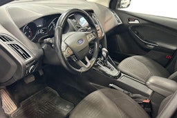 harmaa Ford Focus 2016 kuva 3.