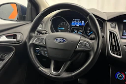 Sininen Ford FOCUS 2016 kuva 12.