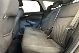 ruskea (beige) Ford Focus 2016 kuva 8.