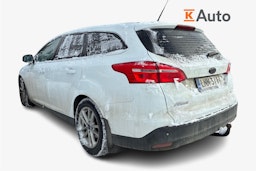 Valkoinen Ford FOCUS 2016 kuva 2.