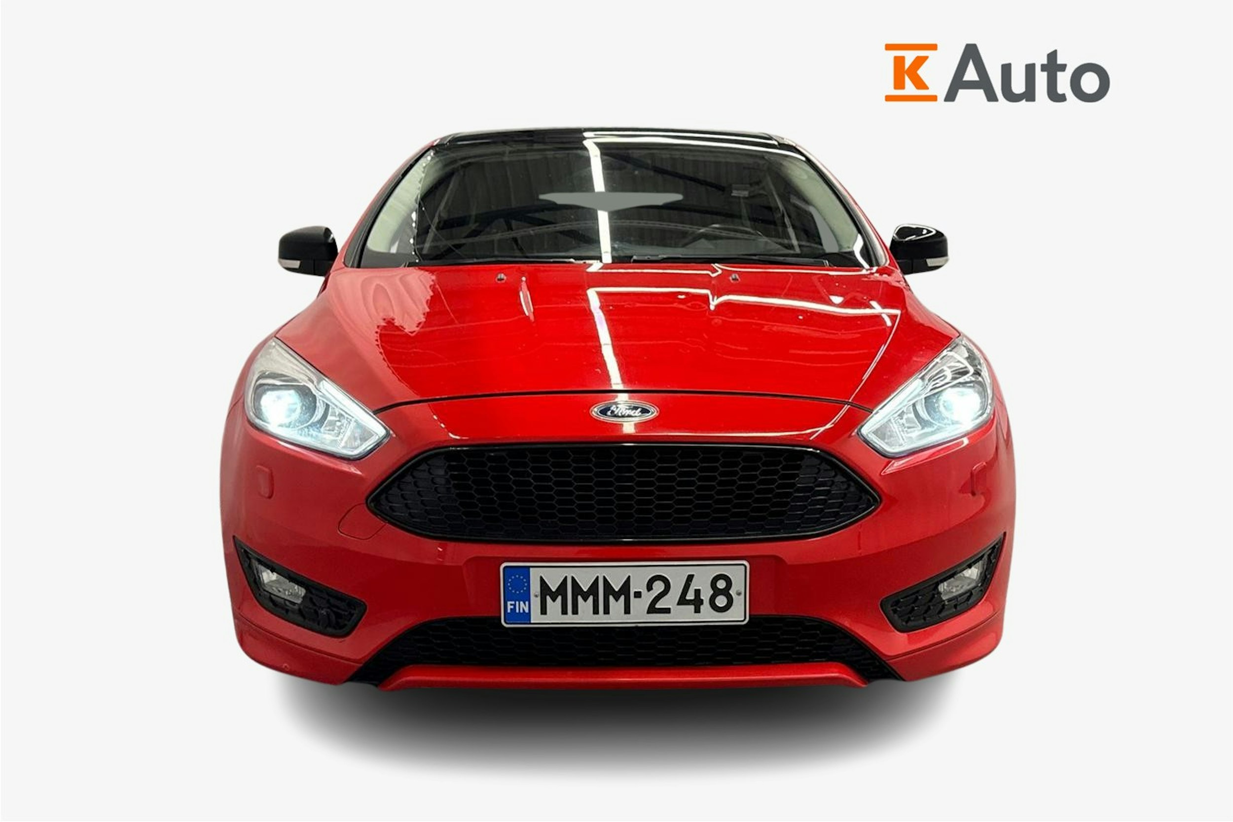 punainen Ford Focus 2016 kuva 5.