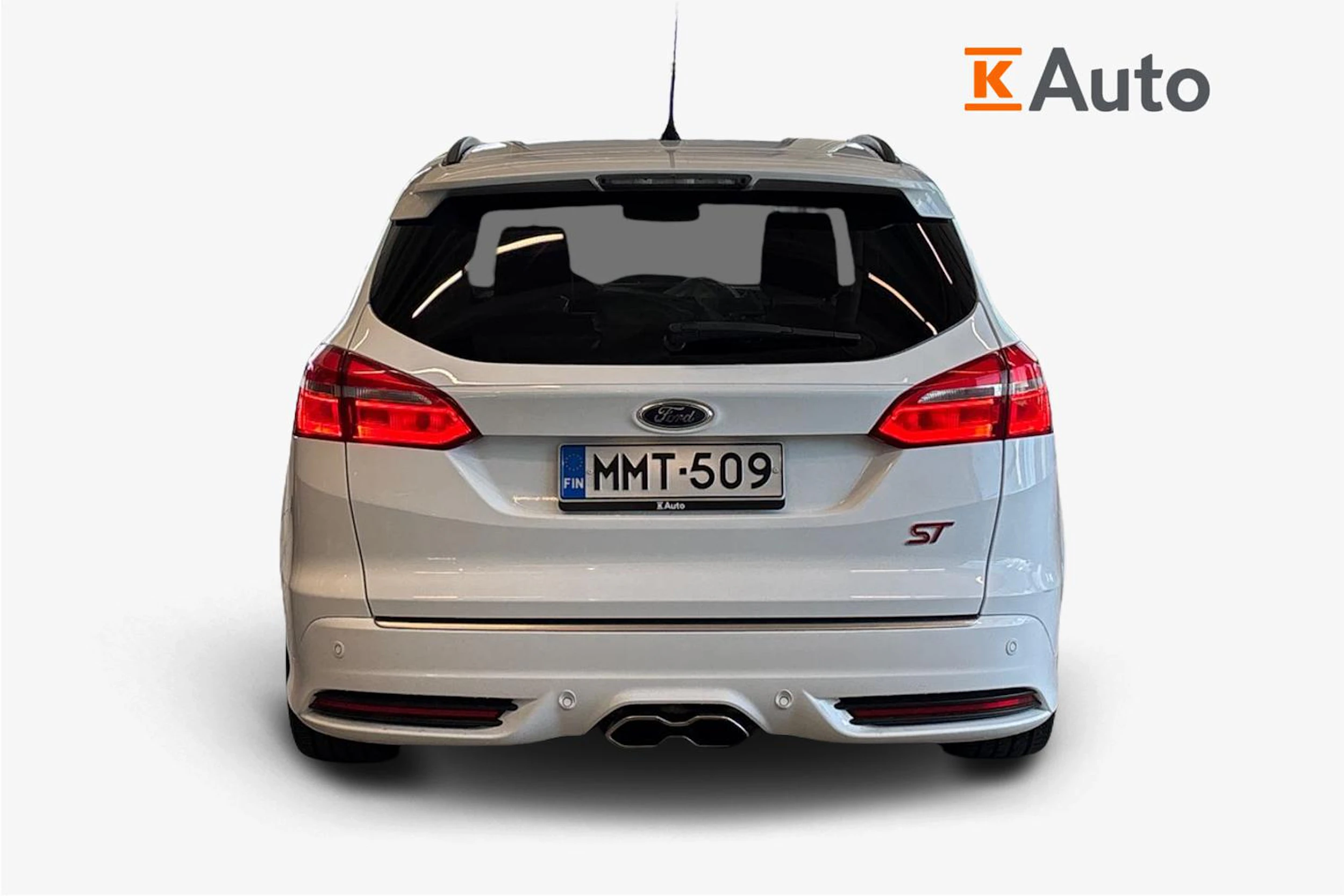 valkoinen Ford Focus 2016 kuva 4.