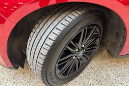 punainen Ford Focus 2016 kuva 13.