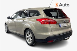 Harmaa Ford FOCUS 2016 kuva 2.