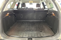 Harmaa Ford FOCUS 2016 kuva 16.