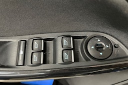 Harmaa Ford FOCUS 2016 kuva 25.