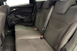 sininen Ford Focus 2016 kuva 10.