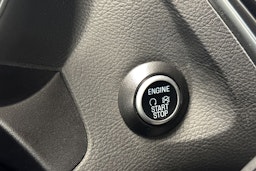 sininen Ford Focus 2016 kuva 19.