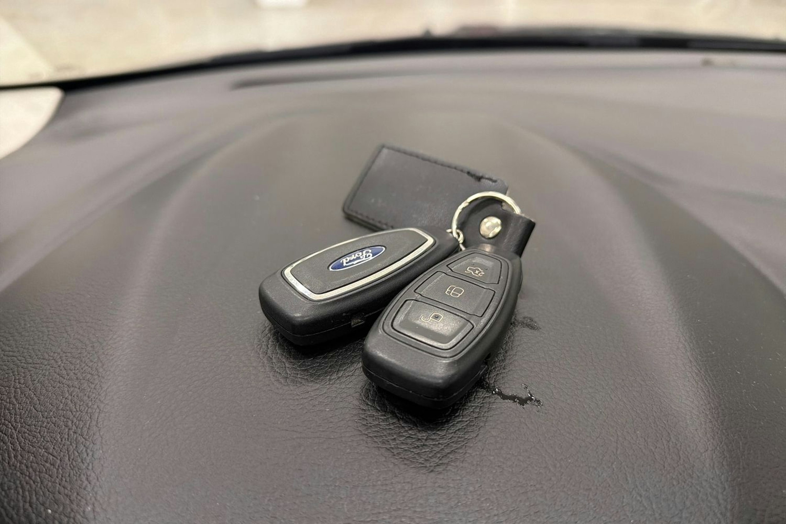 harmaa Ford Focus 2016 kuva 24.