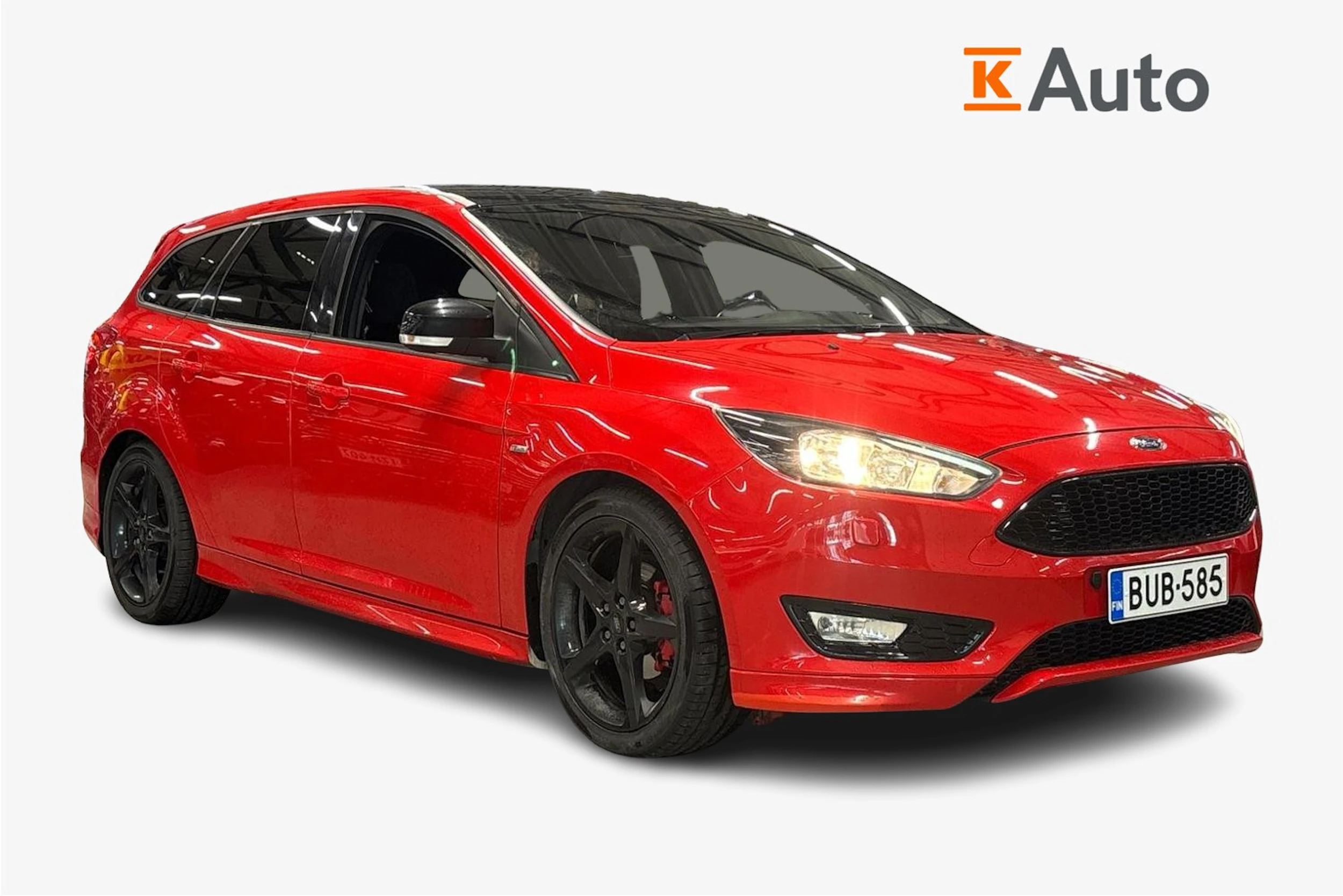 punainen Ford Focus 2017 kuva 1.