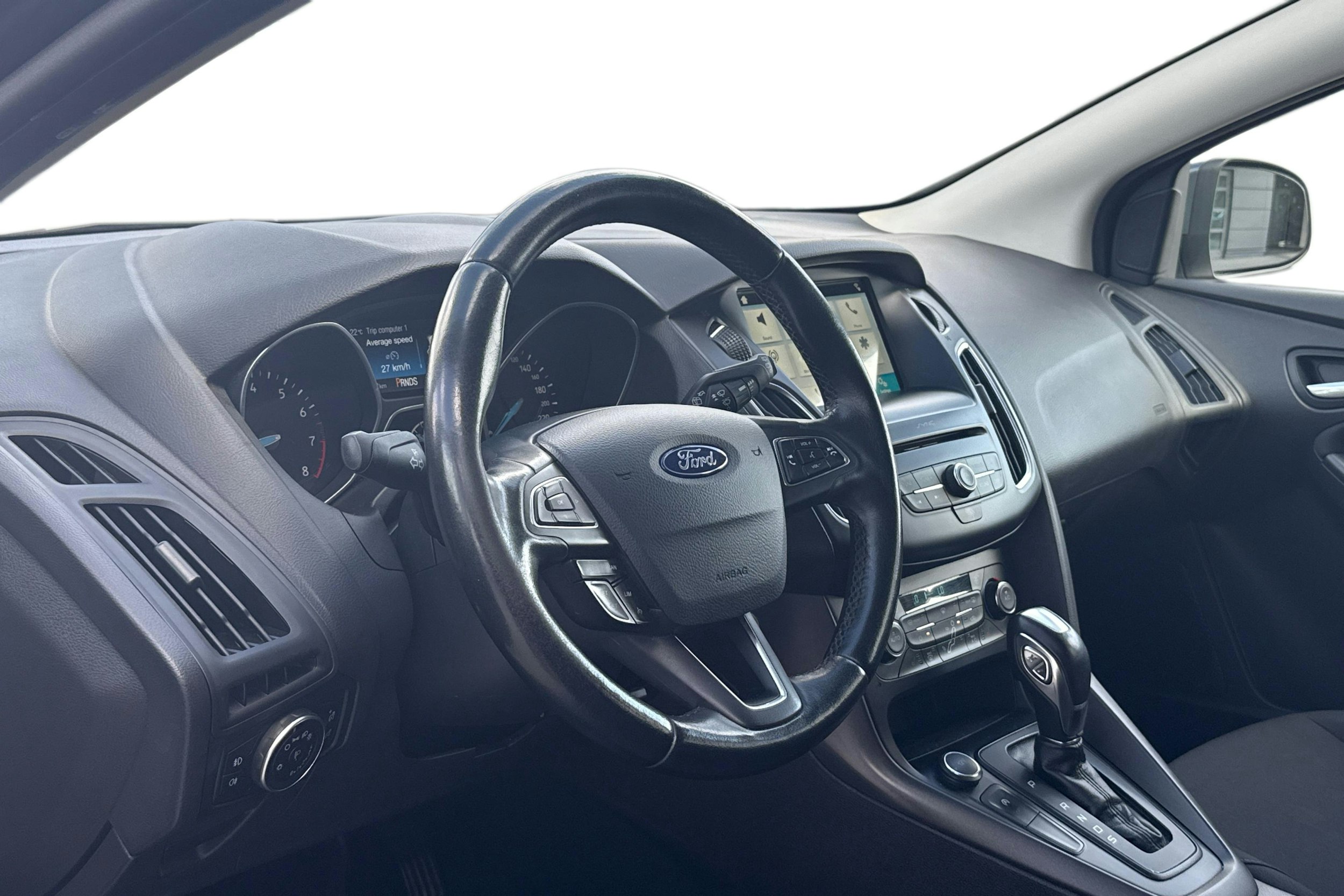 harmaa Ford Focus 2017 kuva 3.