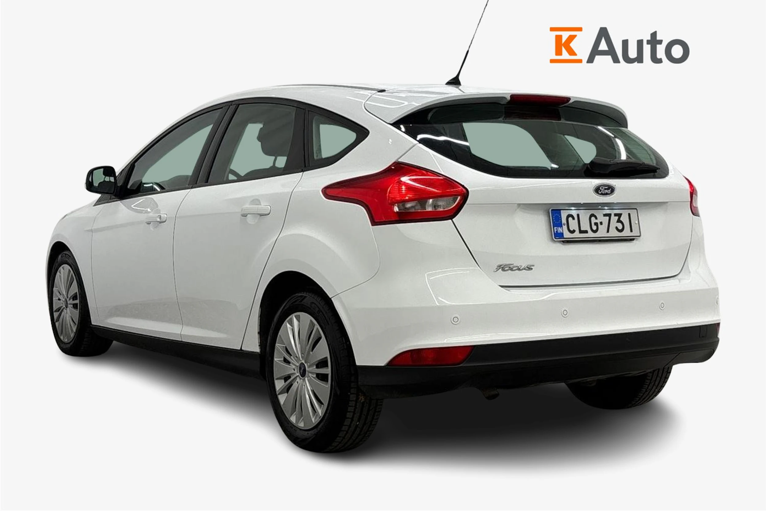 Valkoinen Ford FOCUS 2017 kuva 2.