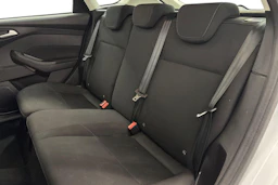 Valkoinen Ford FOCUS 2017 kuva 8.