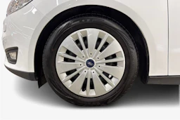 Valkoinen Ford FOCUS 2017 kuva 9.