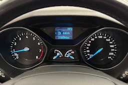Valkoinen Ford FOCUS 2017 kuva 12.