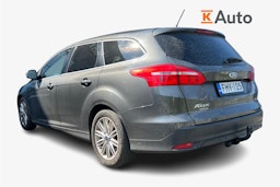 harmaa Ford Focus 2017 kuva 2.
