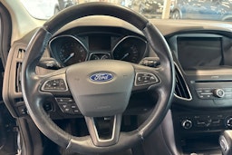 harmaa Ford Focus 2017 kuva 17.
