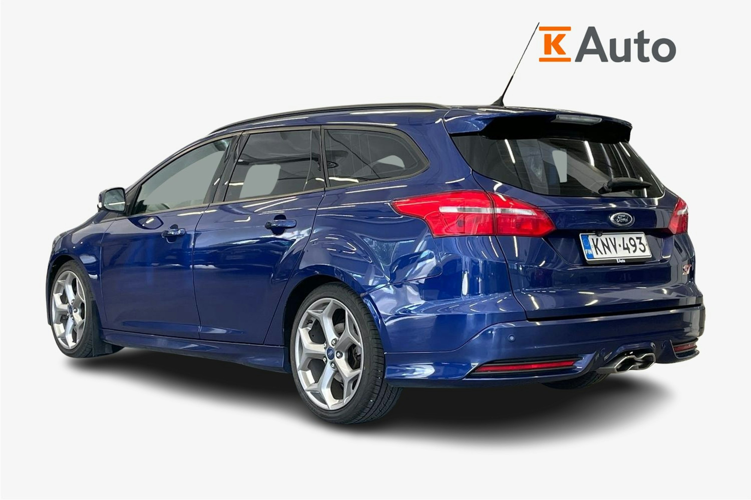 sininen Ford Focus 2017 kuva 2.