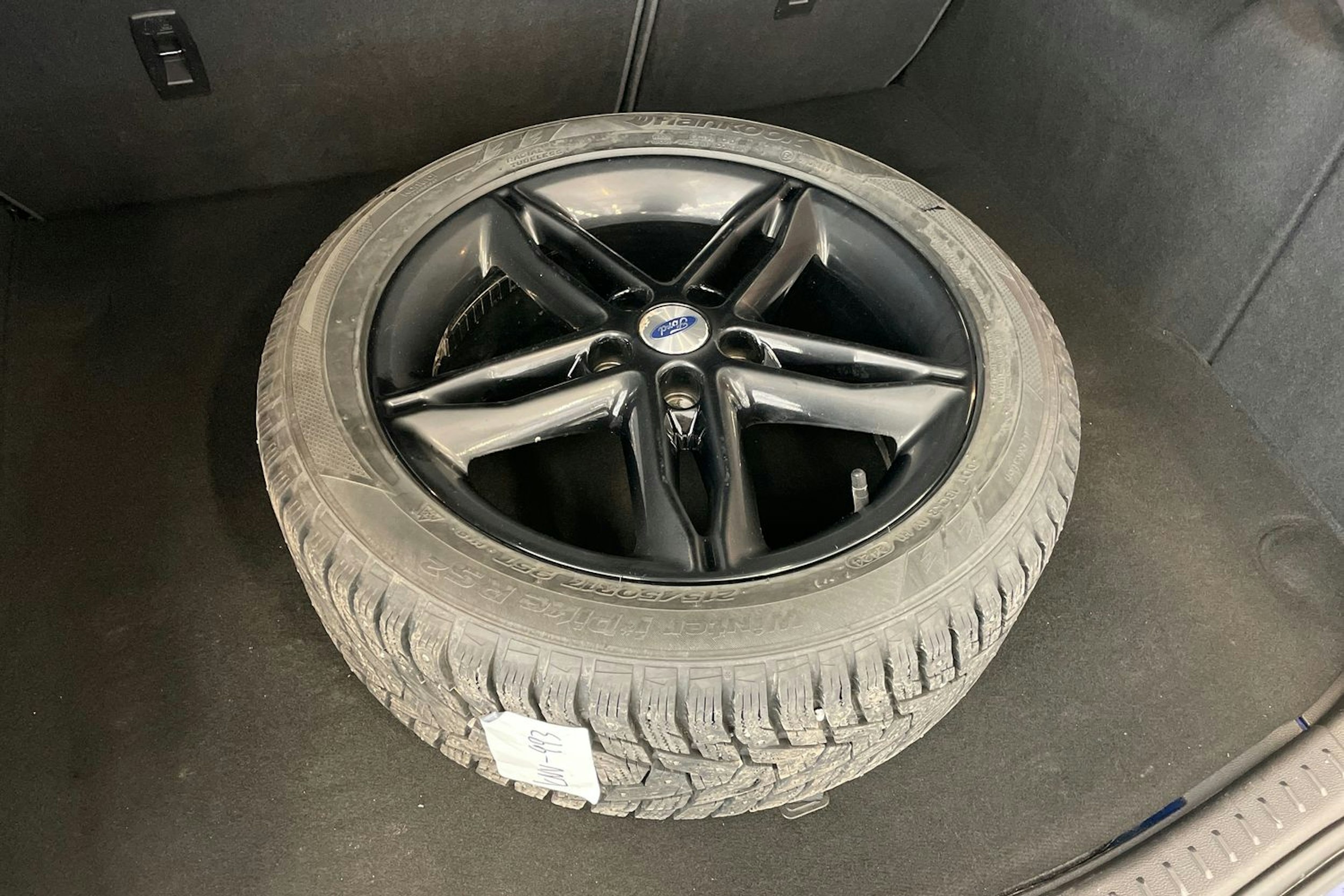 sininen Ford Focus 2017 kuva 10.