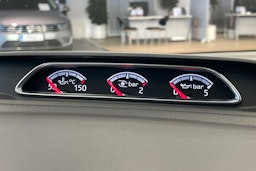sininen Ford Focus 2017 kuva 16.