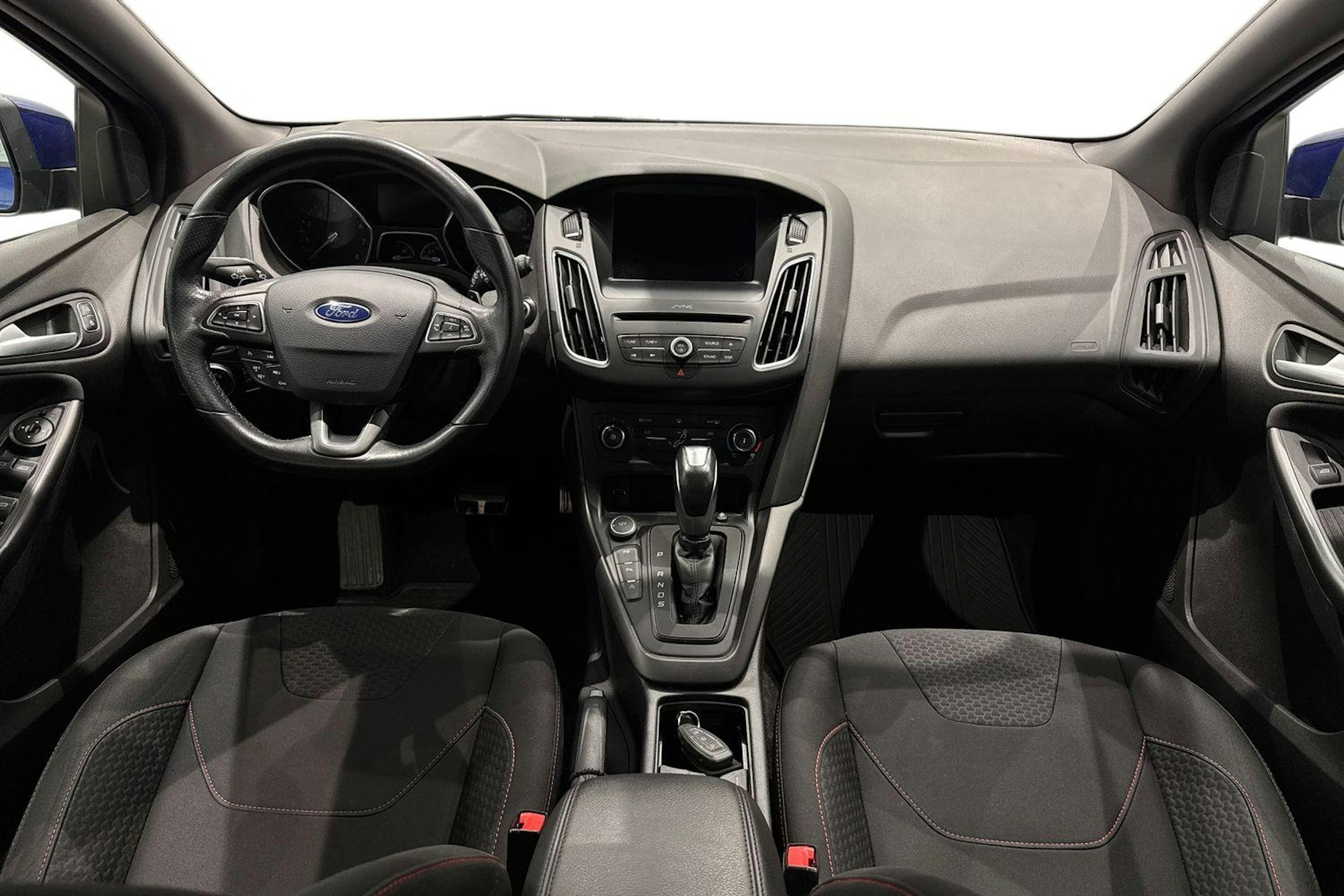 met. sininen Ford Focus 2017 kuva 9.