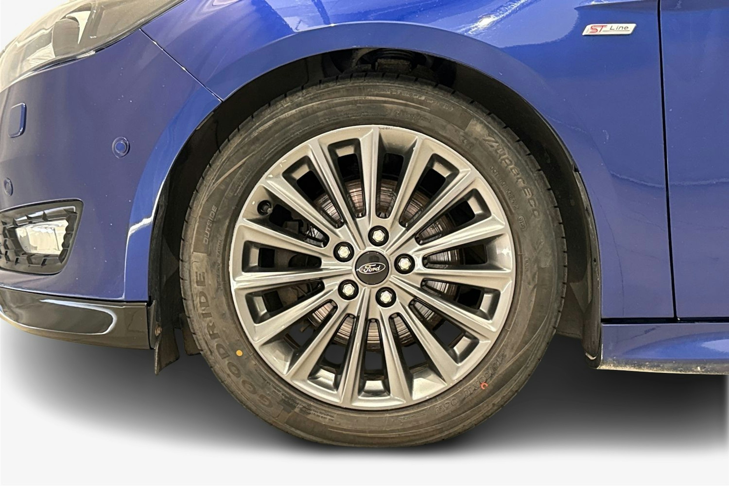 met. sininen Ford Focus 2017 kuva 11.