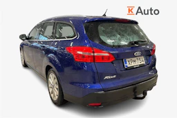 sininen Ford Focus 2017 kuva 2.