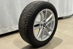 harmaa Ford Focus 2018 kuva 10.